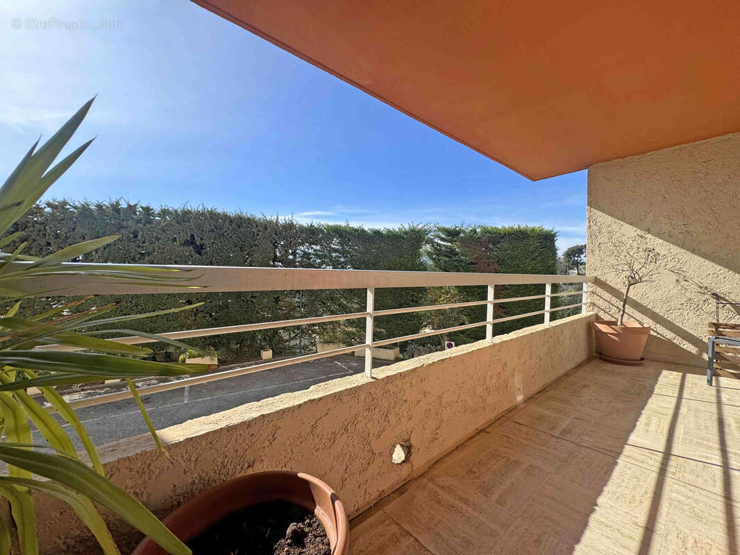 Appartement à VENCE