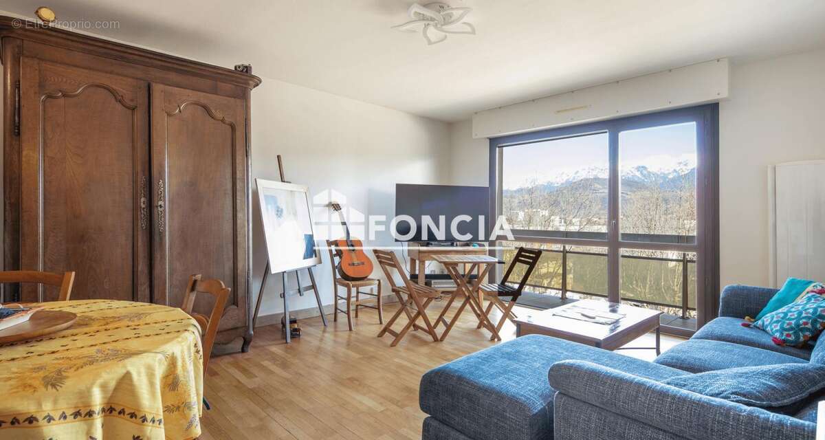 Appartement à ECHIROLLES