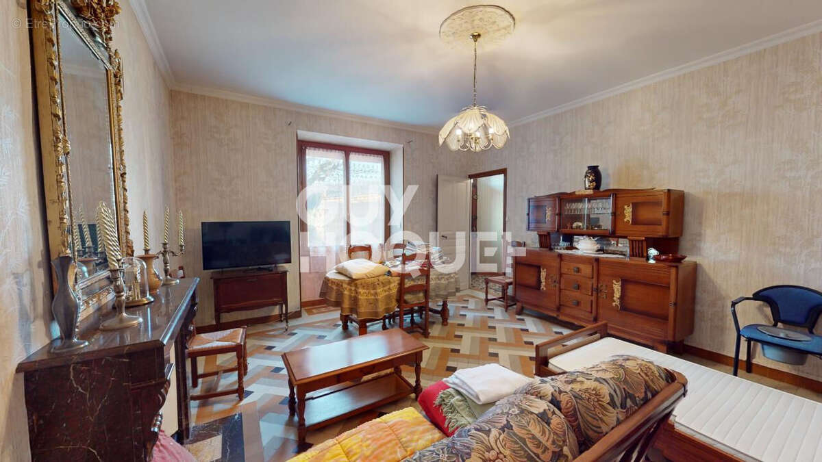 Maison à UPIE