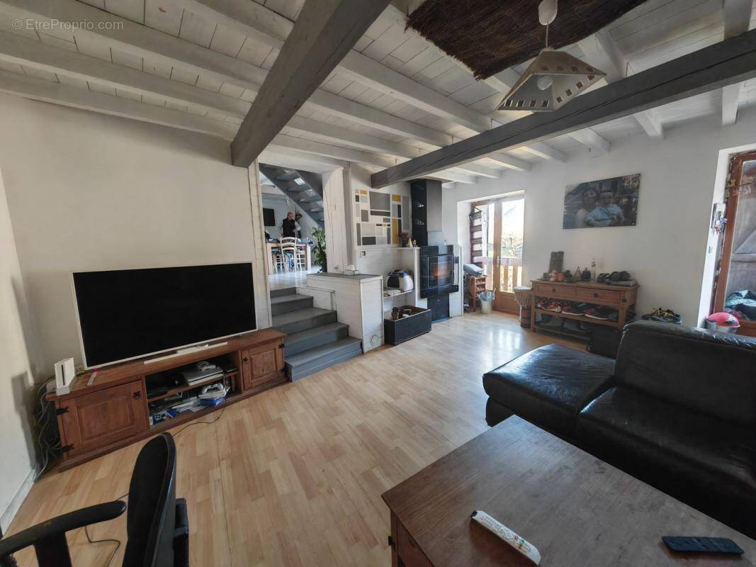 Maison à LES CABANNES