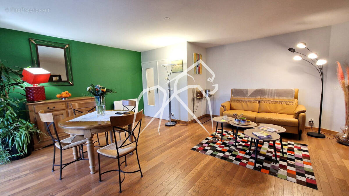 Appartement à BOIS-GUILLAUME