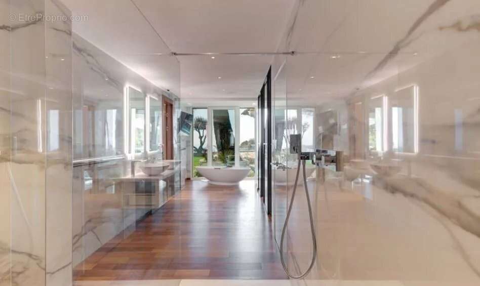 Maison à MOUGINS