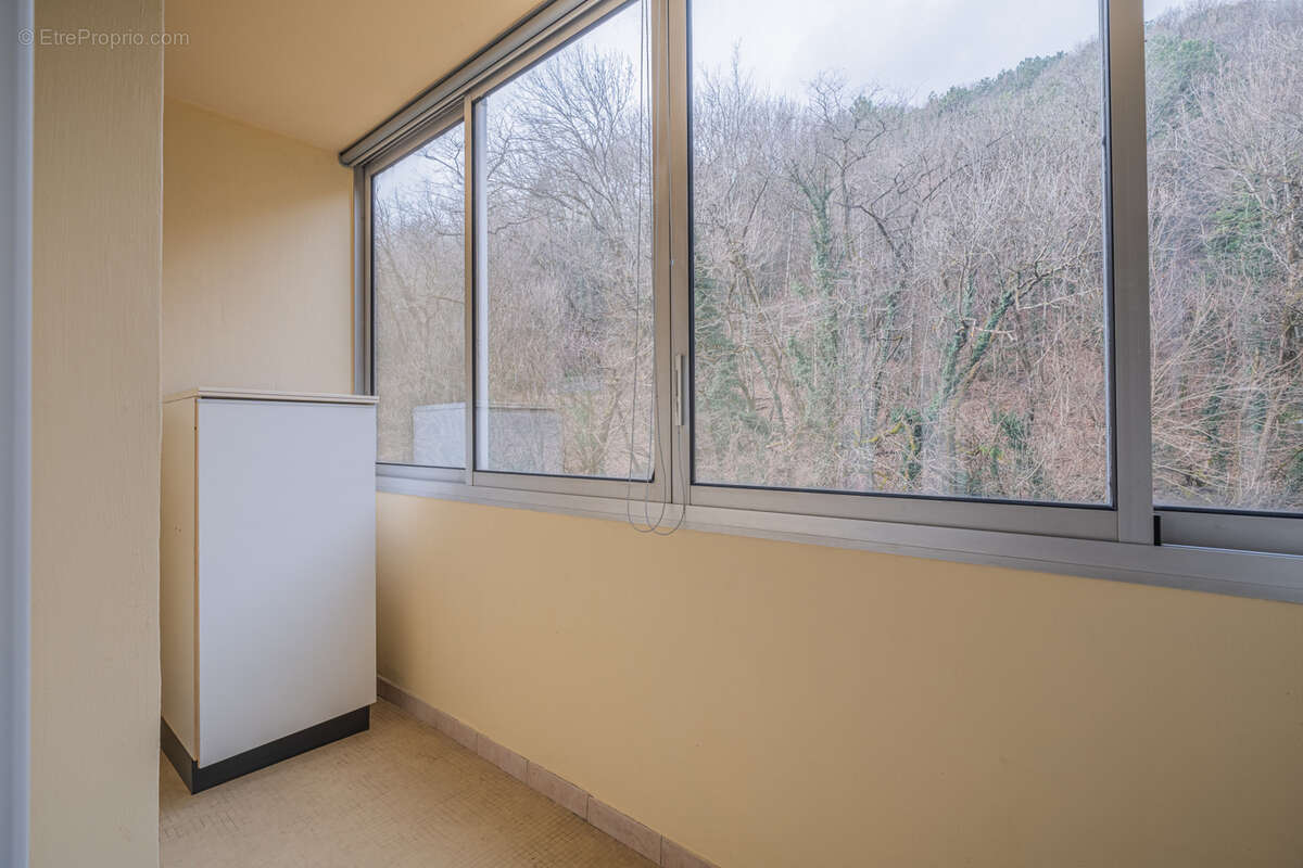 Appartement à SEYSSINET-PARISET