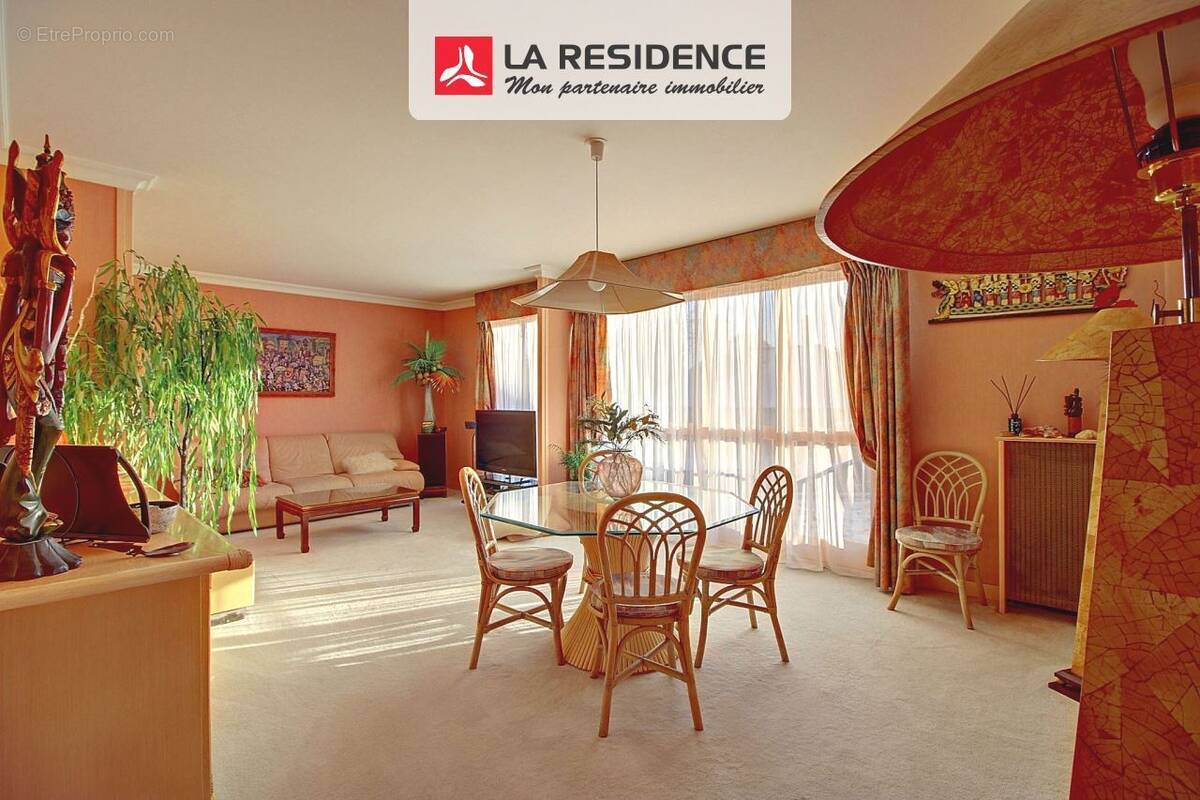 Appartement à CHAMBOURCY