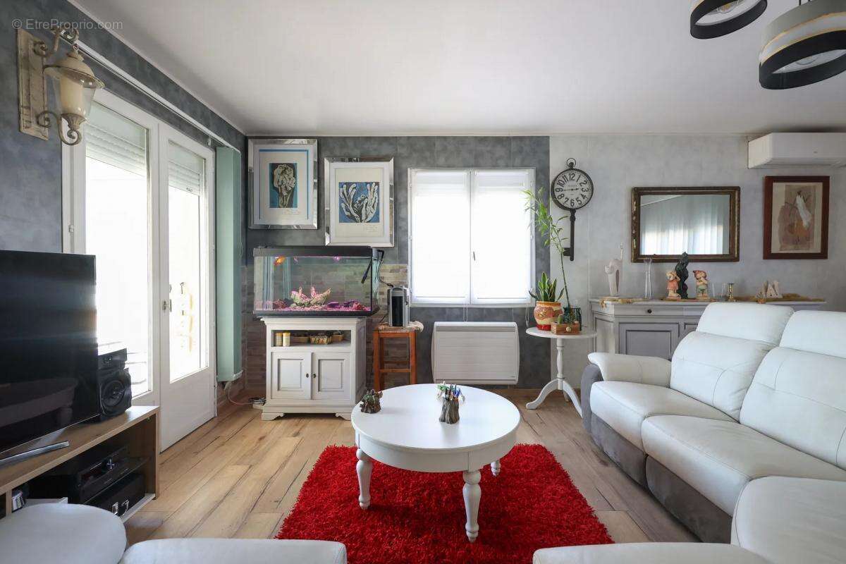Maison à SAUVIAN