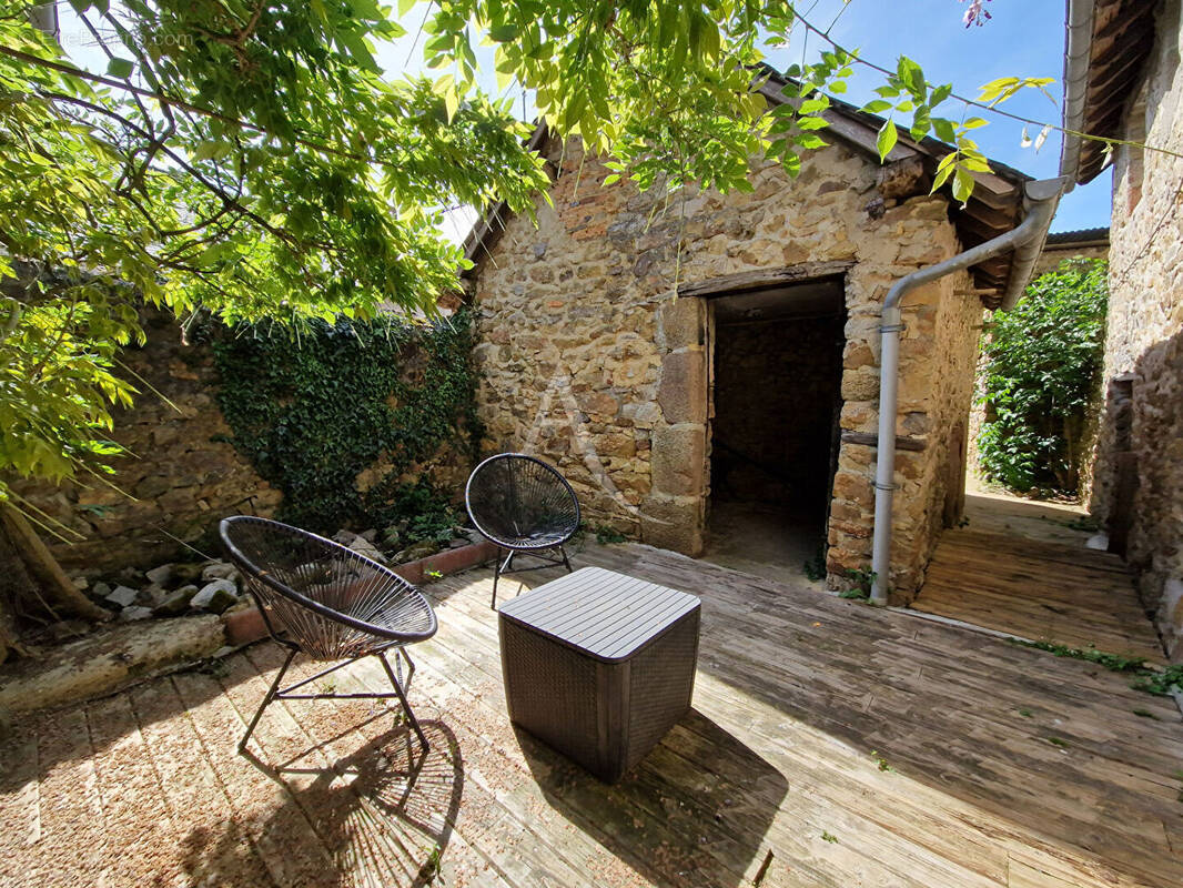 Maison à CHALONS-DU-MAINE