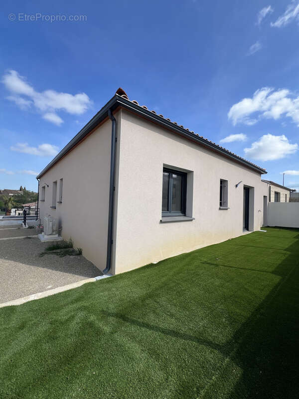 Maison à CRUZY