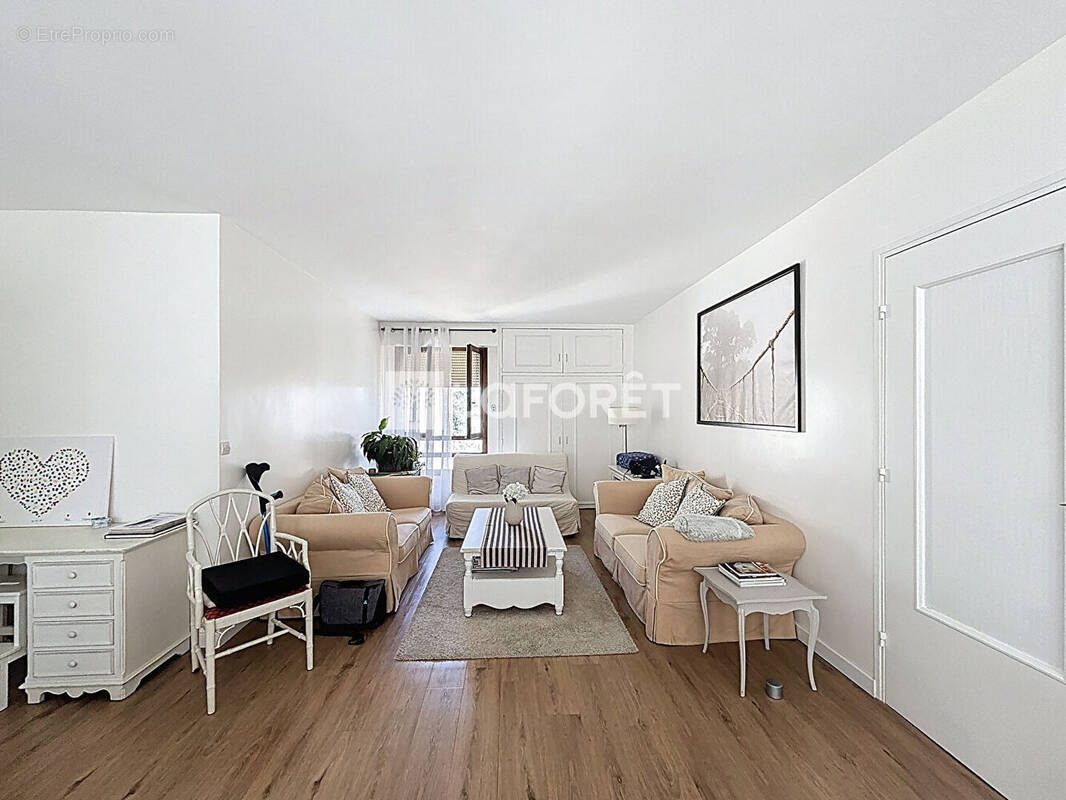 Appartement à BAGNEUX