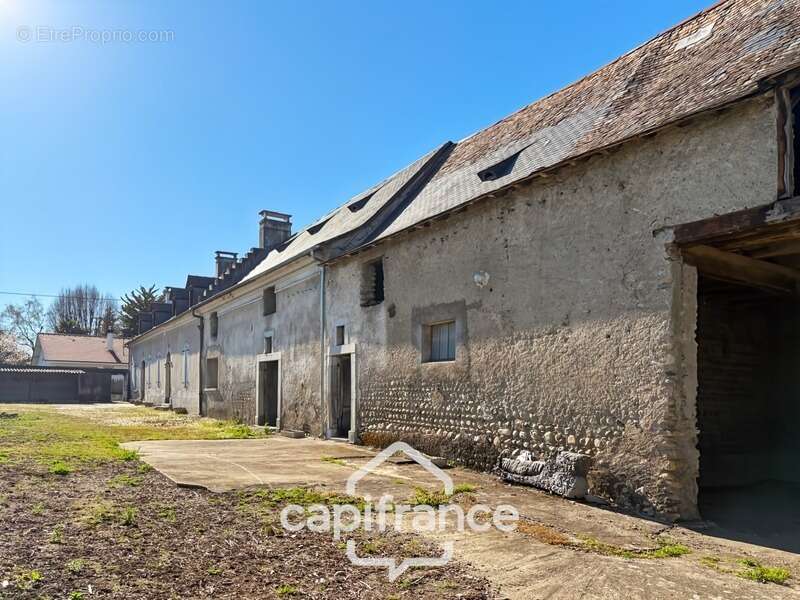 Maison à LALOUBERE