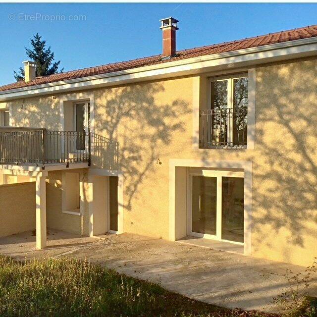 Maison à CHAMAGNIEU