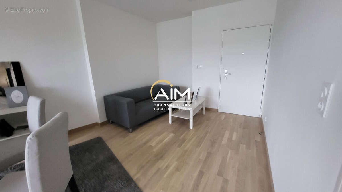 Appartement à LA RICHE