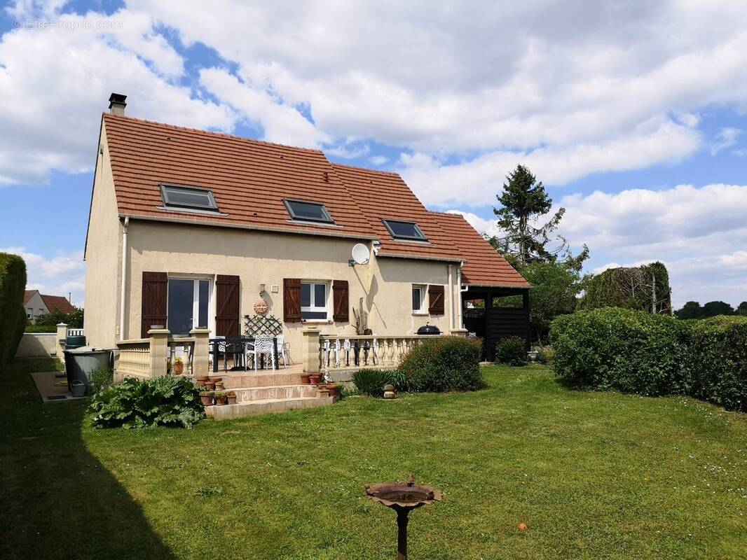 Maison à CREPY-EN-VALOIS