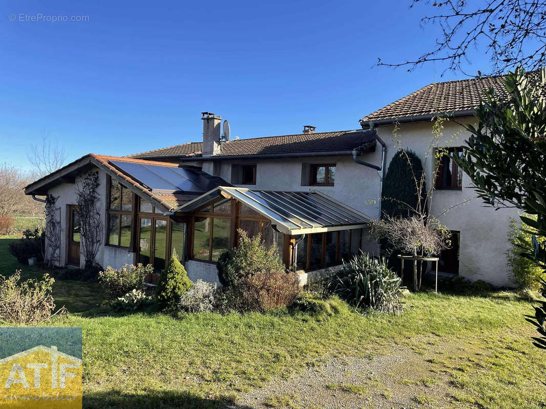 Maison à NOIRETABLE