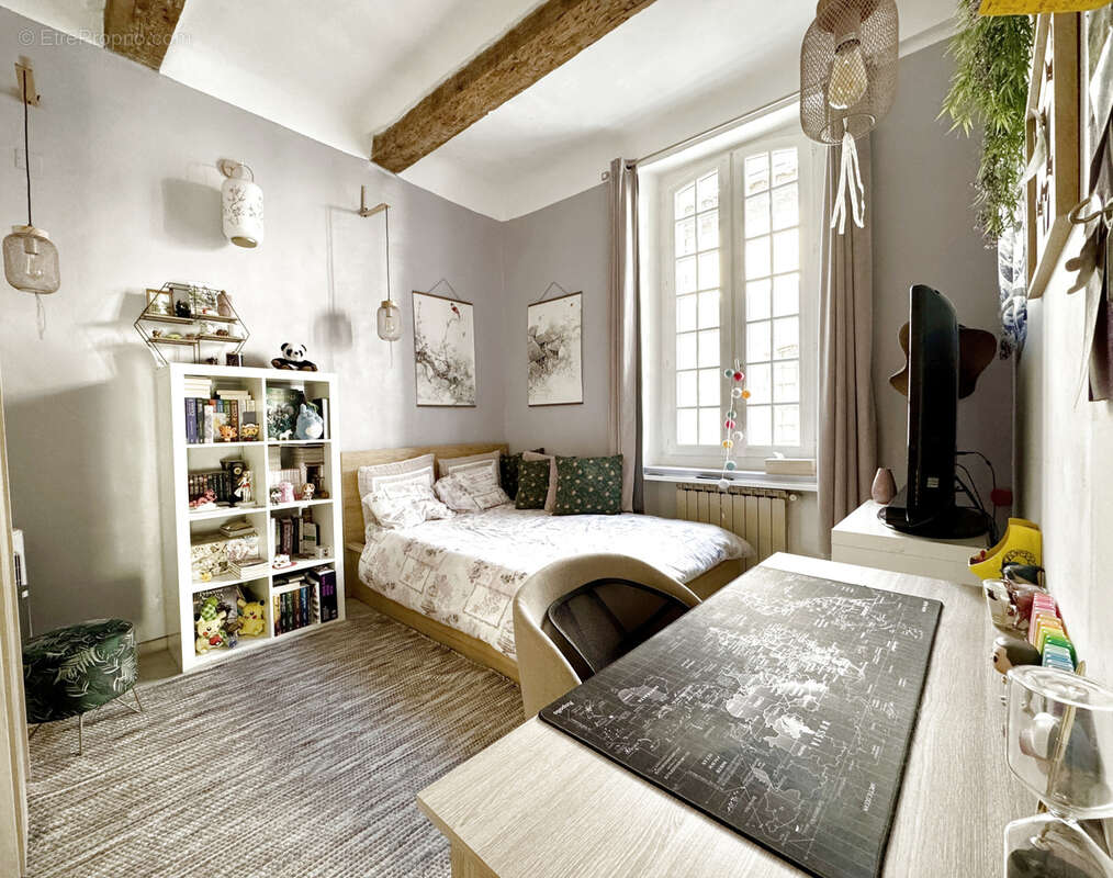 Appartement à MARSEILLE-2E