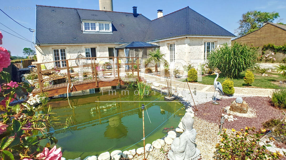 Maison à VIERVILLE-SUR-MER