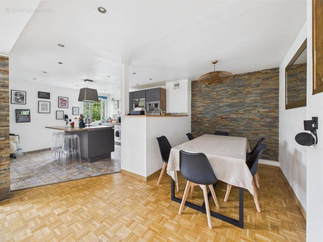 Appartement à BAGNEUX