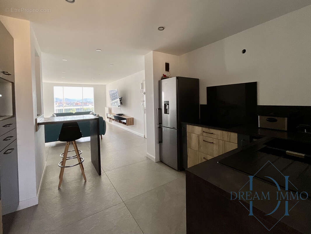 Appartement à HYERES