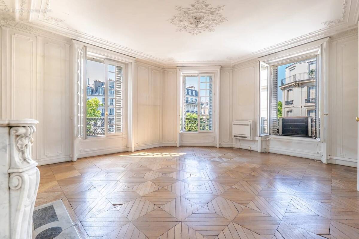 Appartement à PARIS-5E