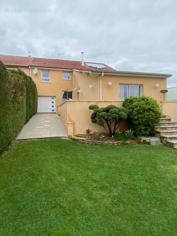 Maison à PONT-A-MOUSSON