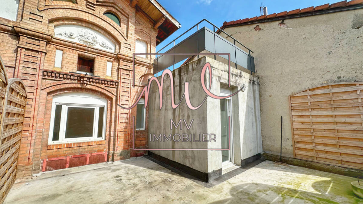 Appartement à RIVES