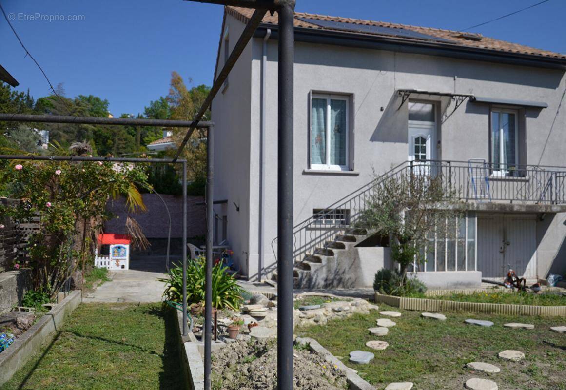 Maison à LE TEIL