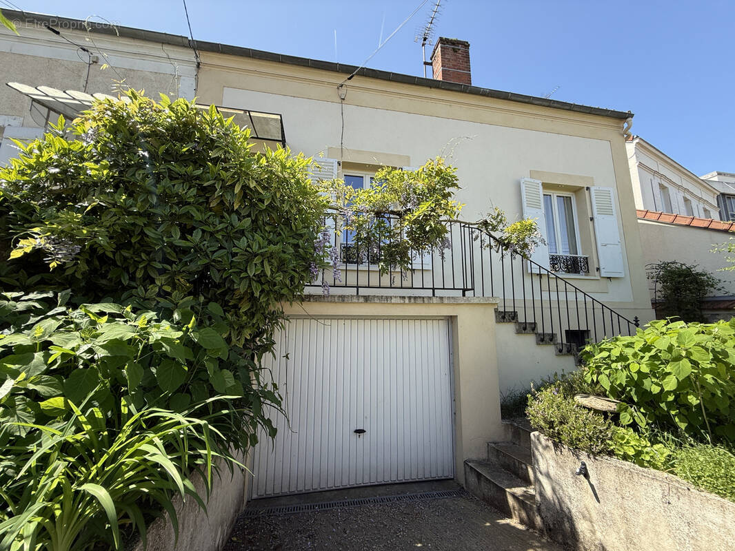 Maison à MELUN