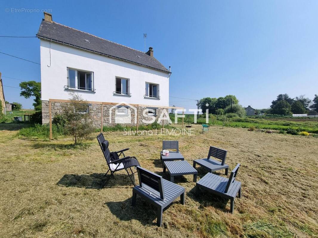 Photo 1 - Maison à LA TRINITE-PORHOET