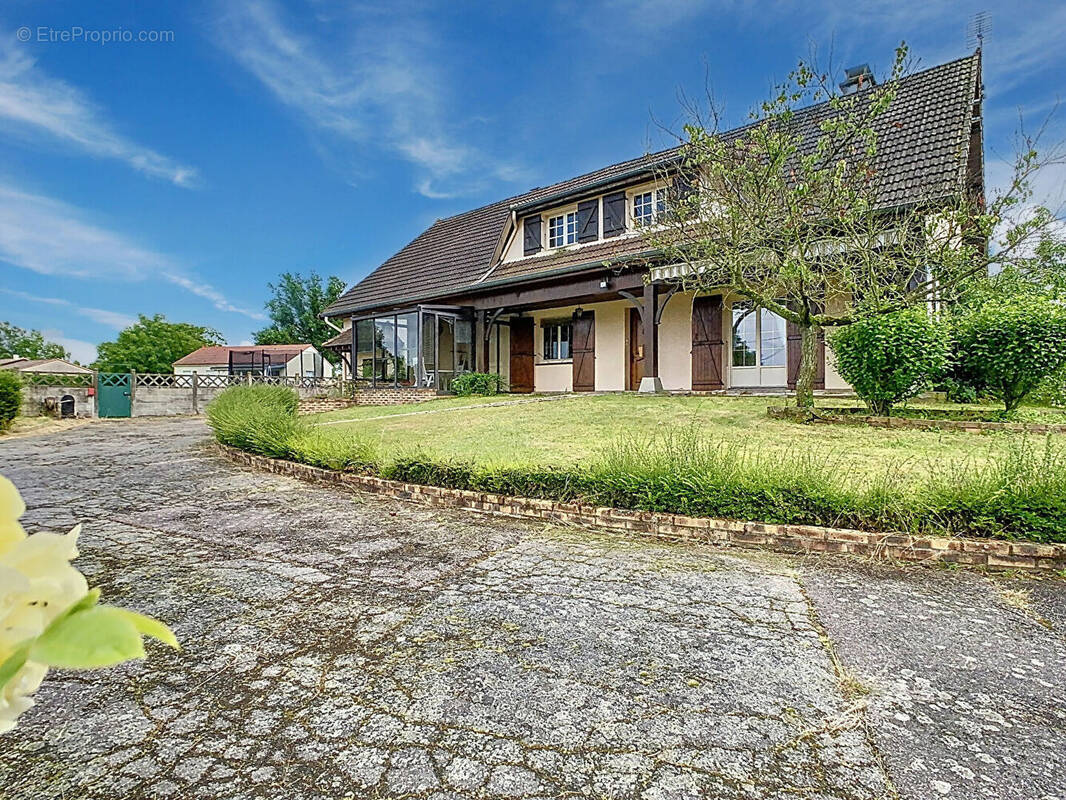 Maison à SIMANDRE