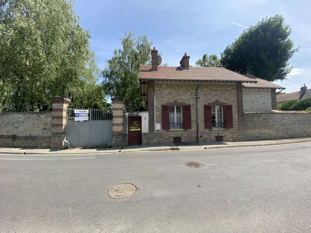 Maison à PLAILLY