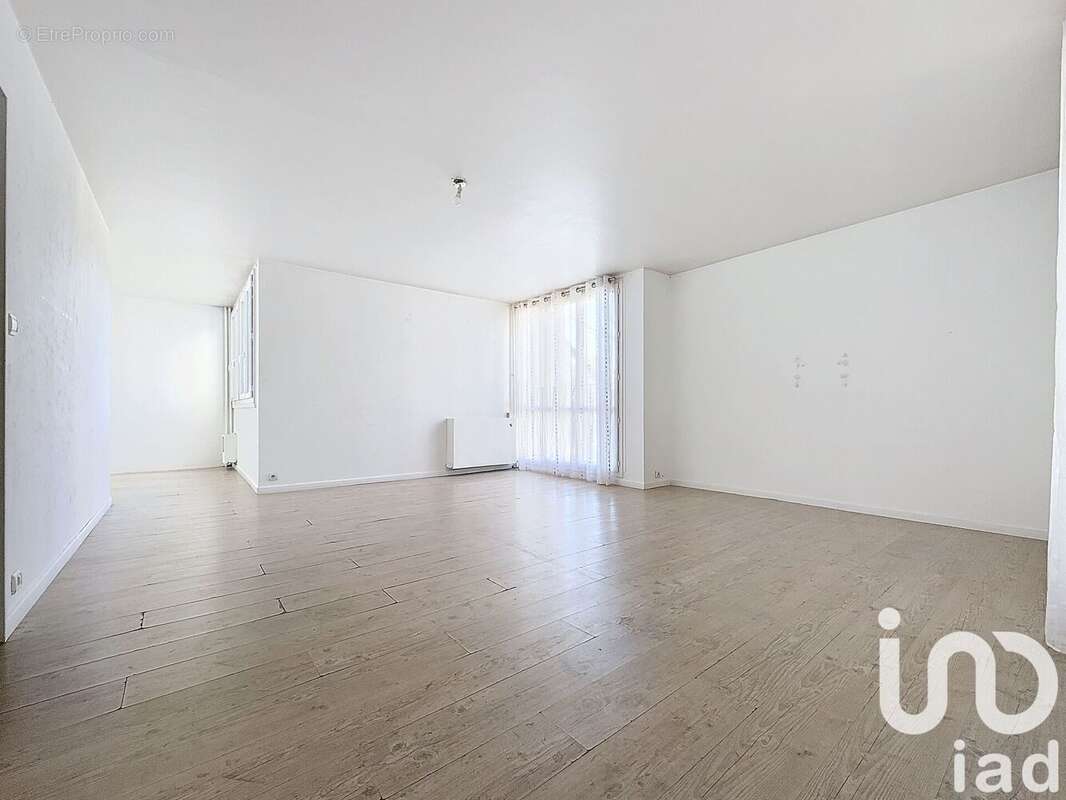 Photo 2 - Appartement à ARPAJON
