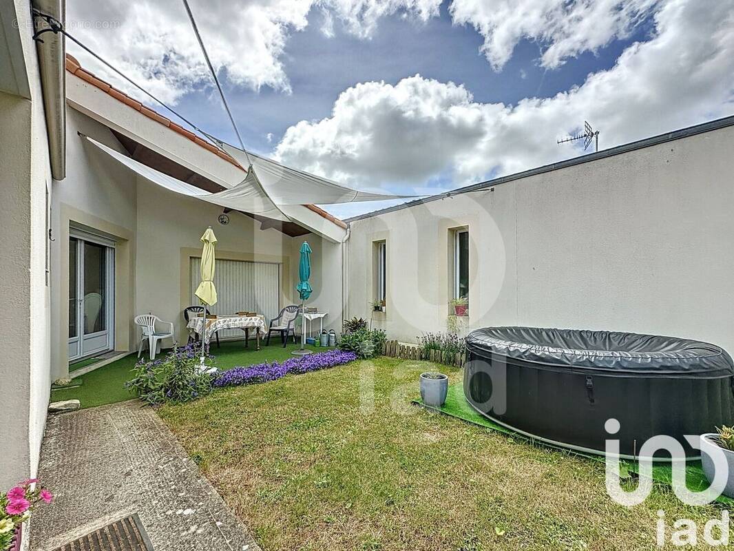 Photo 1 - Maison à SAINT-XANDRE