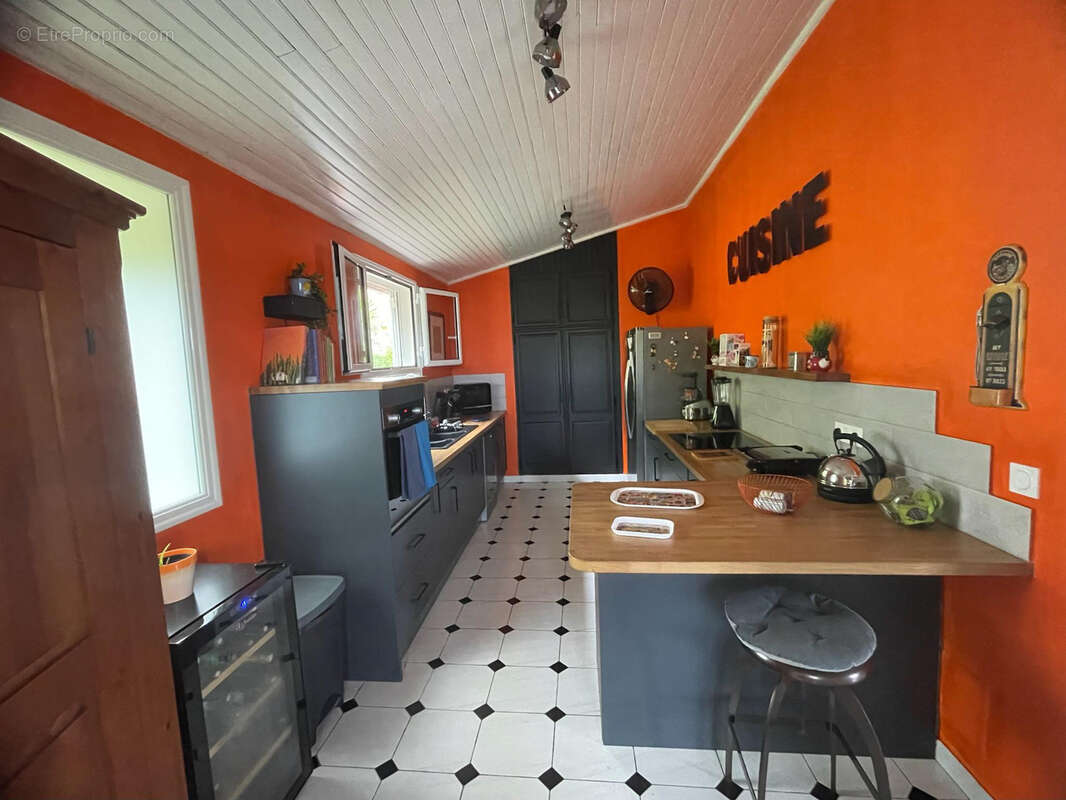 Maison à LES TROIS-ILETS