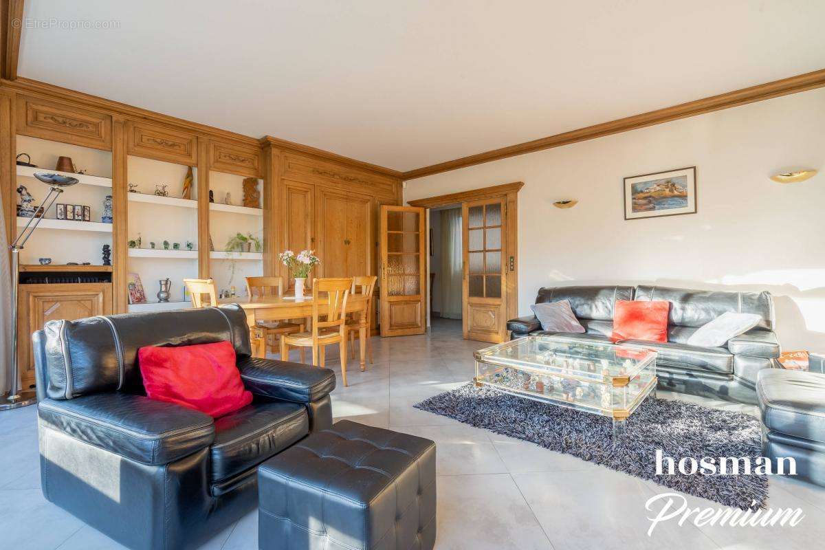 Appartement à PARIS-19E
