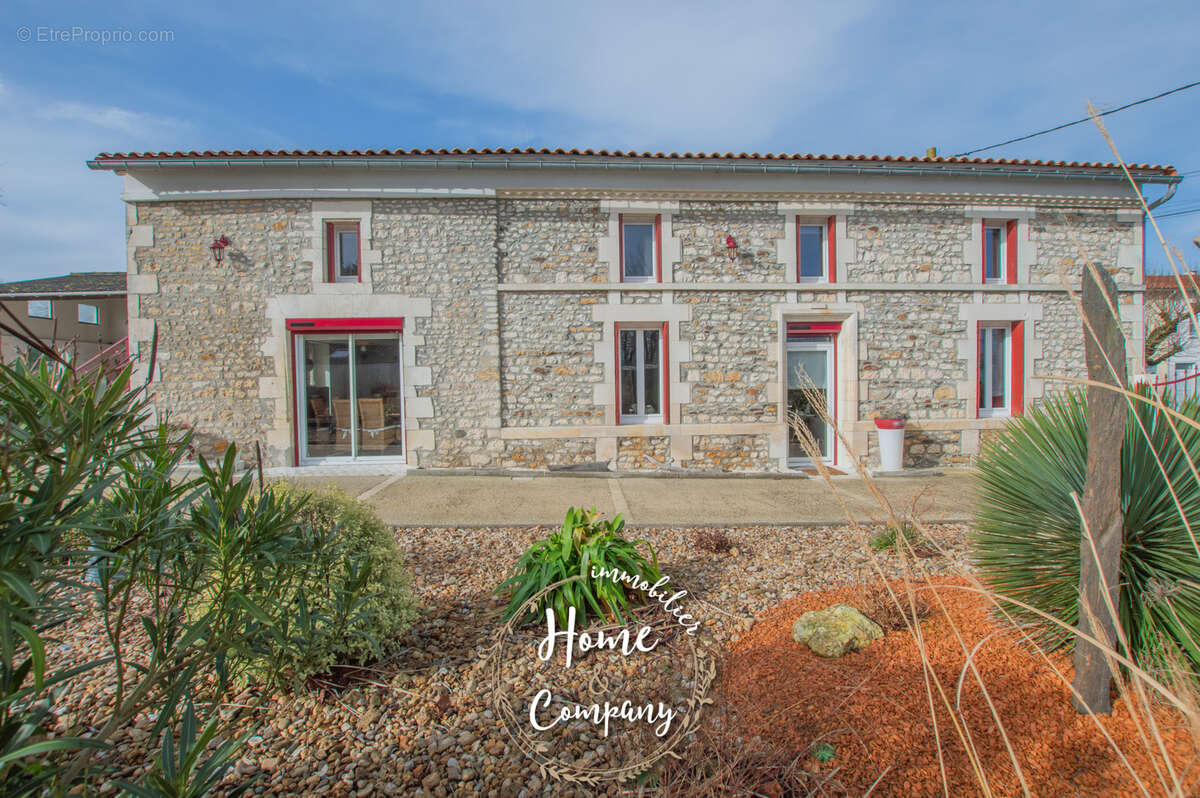 Maison à SAINT-SULPICE-DE-ROYAN