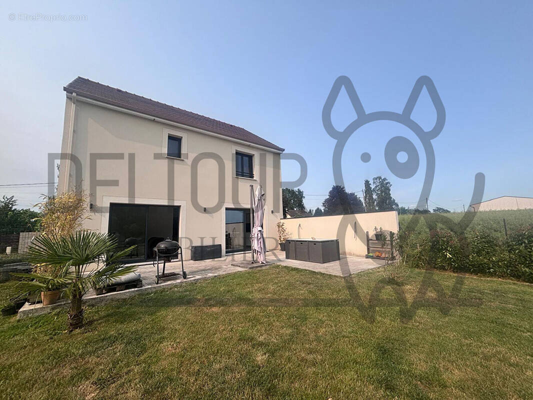 Maison à ROZAY-EN-BRIE