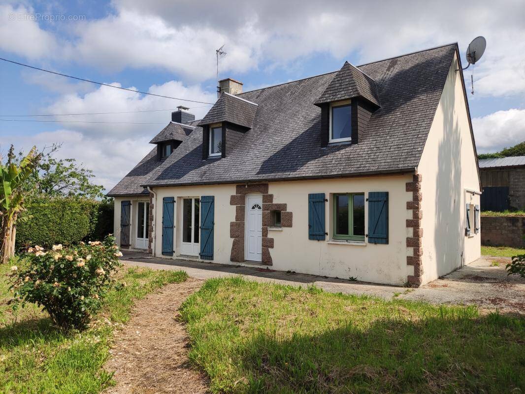 Maison à BRICQUEBEC