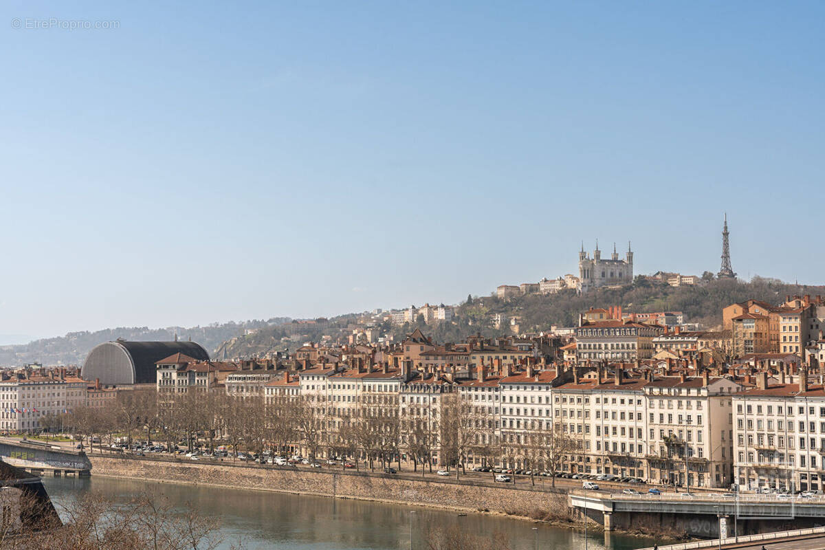 Appartement à LYON-6E