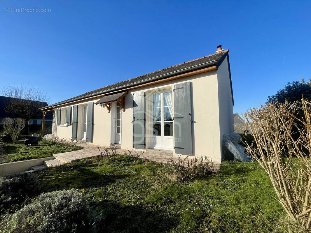 Maison à SORIGNY