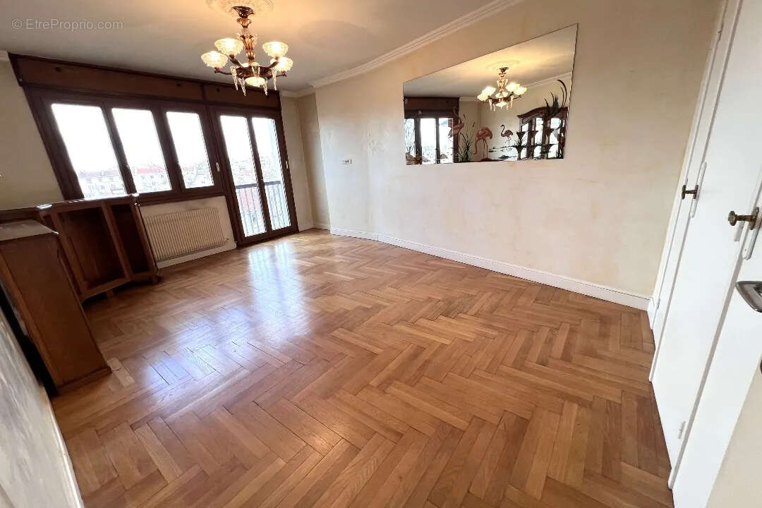 Appartement à LYON-3E