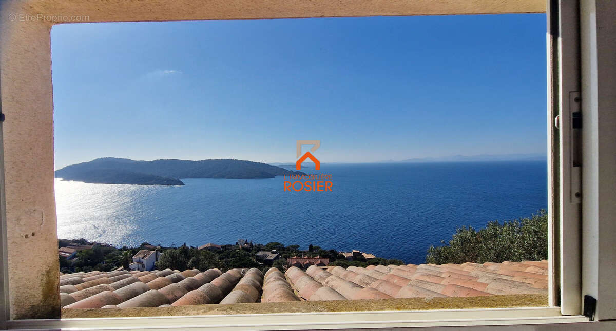 Maison à HYERES