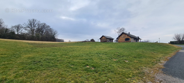 Terrain à ALBUSSAC