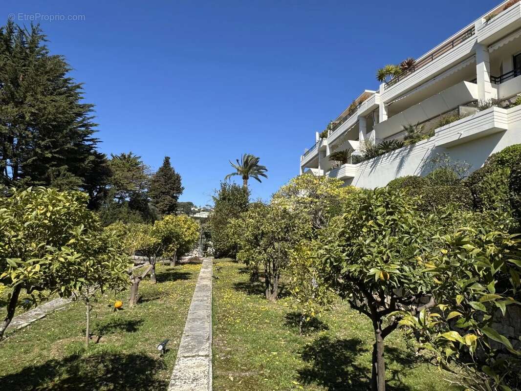 Appartement à LE CANNET