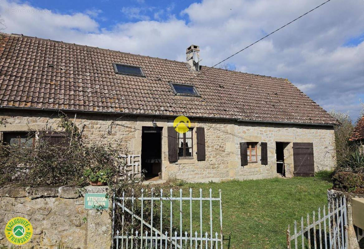 Maison à COSNE-D&#039;ALLIER