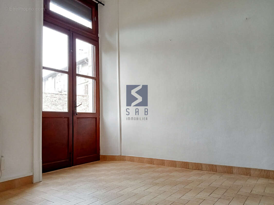 Appartement à LA VOULTE-SUR-RHONE
