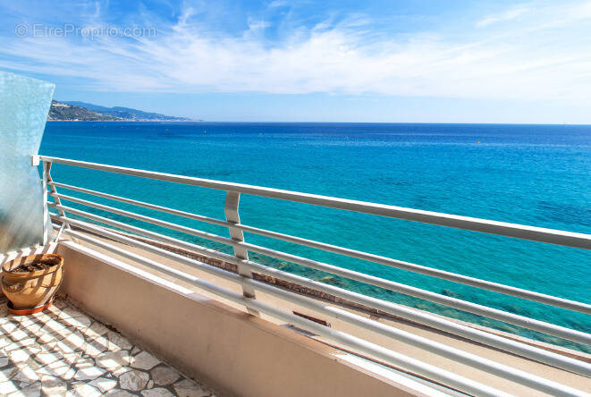 Appartement à MENTON