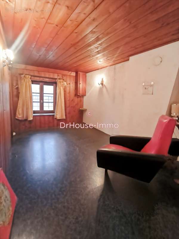 Appartement à BULLY