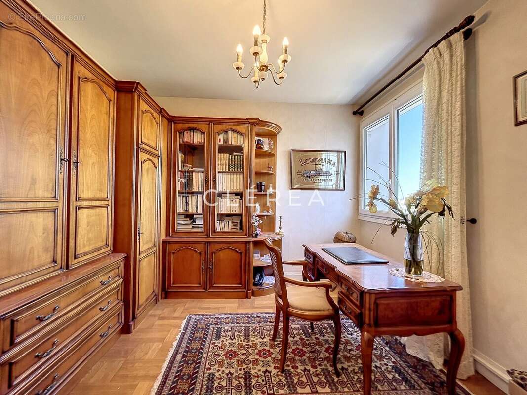 Appartement à LYON-8E