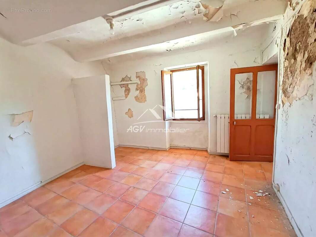 Maison à LES MAGES