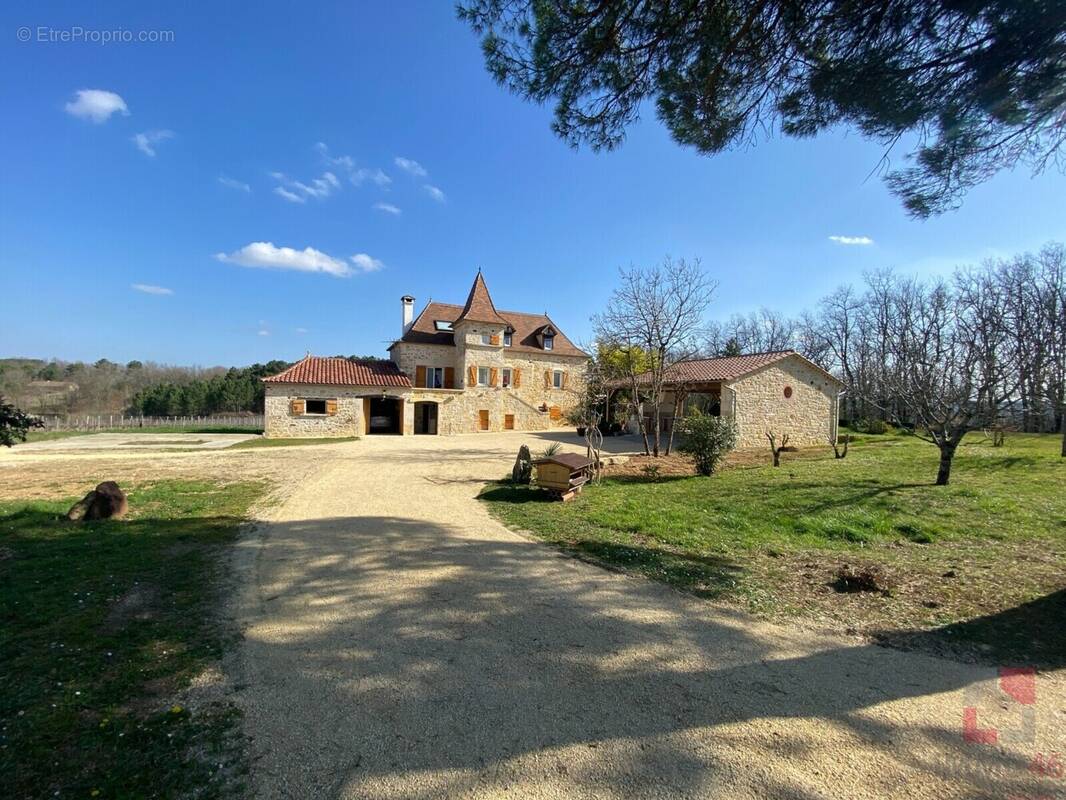 Maison à PRAYSSAC