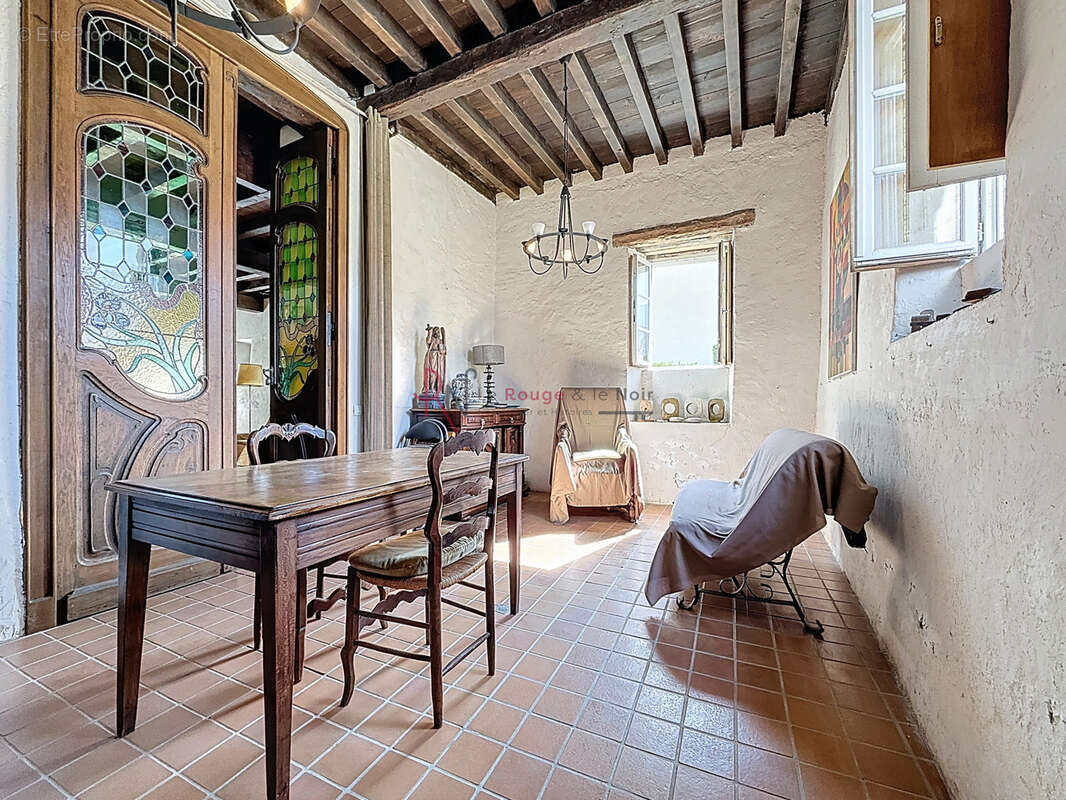 Maison à VIF